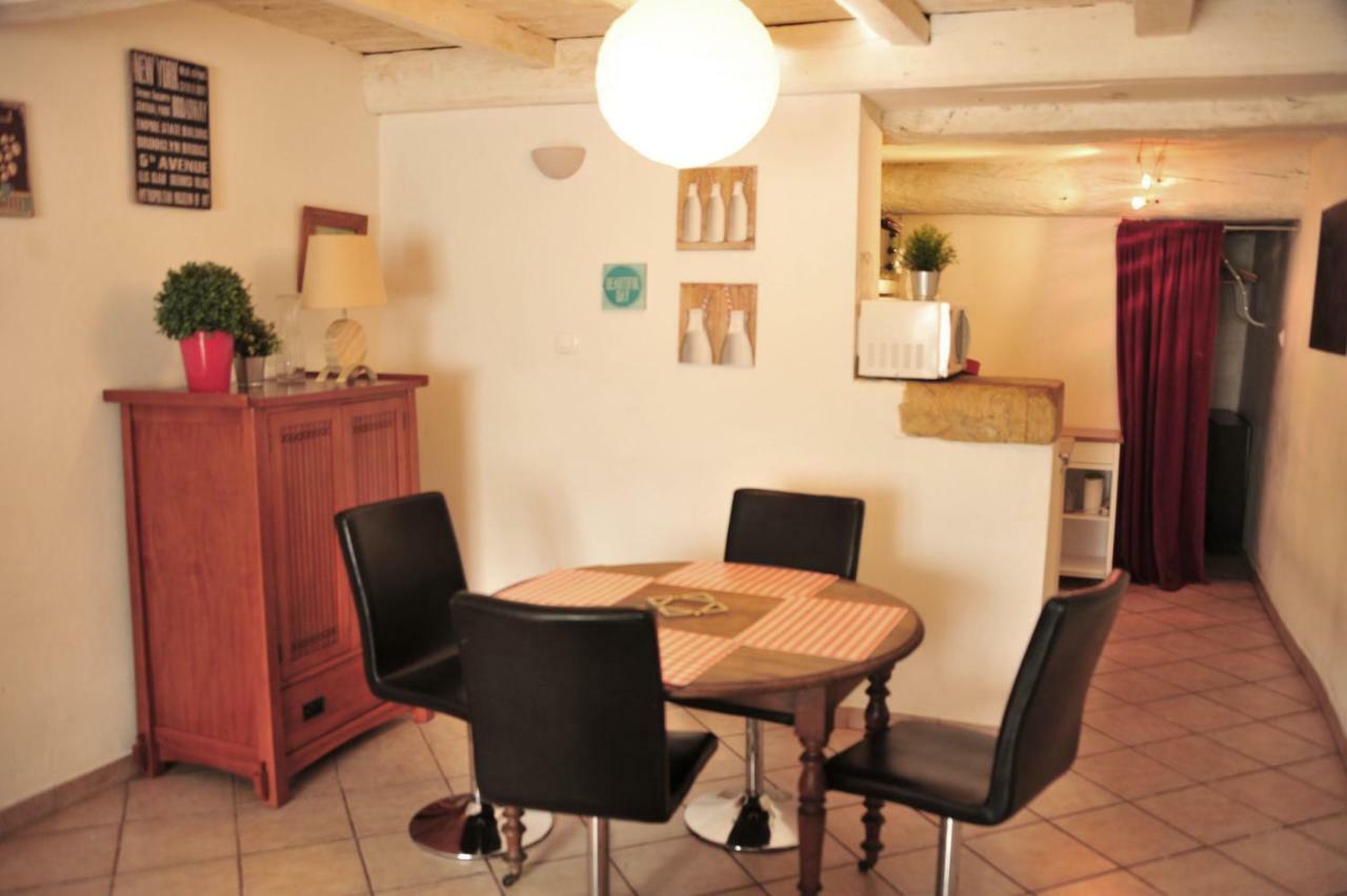 Appartement T2 Sur Place Tranquille Avec Camera Metz Luaran gambar